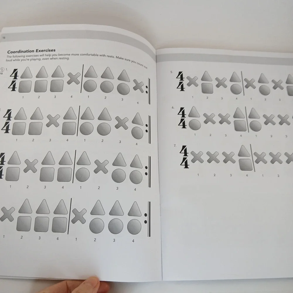 Shape Beats for Kids: A Simple and Fun Approach to Learning Drums, Book & CD